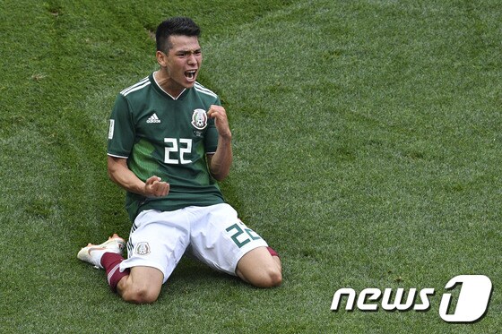 멕시코의 이르빙 로자노가 18일(한국시간) 러시아 루즈니키 스타디움에서 열린 2018 러시아월드컵 F조 조별예선 1차전에서 독일을 상대로 선제골을 넣었다. © AFP=News1