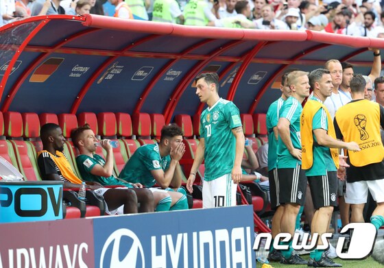 독일 축구대표팀을 은퇴한 메수트 외질(가운데)/뉴스1 DB © News1 오대일 기자