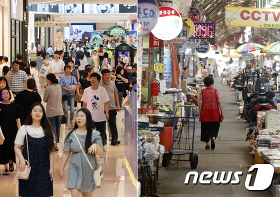 폭염경제 쇼핑몰 '북적'...전통시장 '한산'