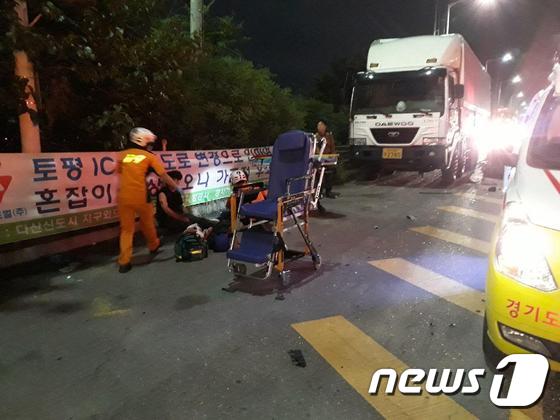 박해미씨의 남편 황씨가 몰던 승용차가 강변북로에서 사고를 내 배우 2명이 숨지고 3명이 다치는 등 5명의 사상자를 냈다. © News1