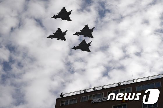 스페인 공군의 '유로파이터' 전투기 <자료사진> © AFP=뉴스1