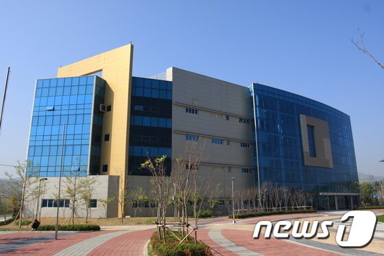 개성공단 내 남북 공동연락사무소 청사 모습.(통일부 제공) 2018.09.14.© News1
