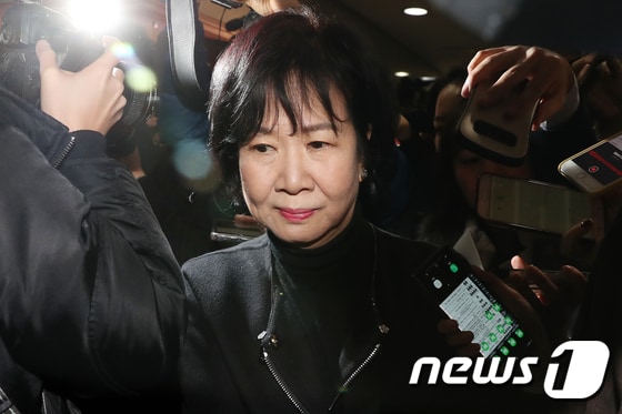 '탈당 손혜원' 무대응 전략…야당 