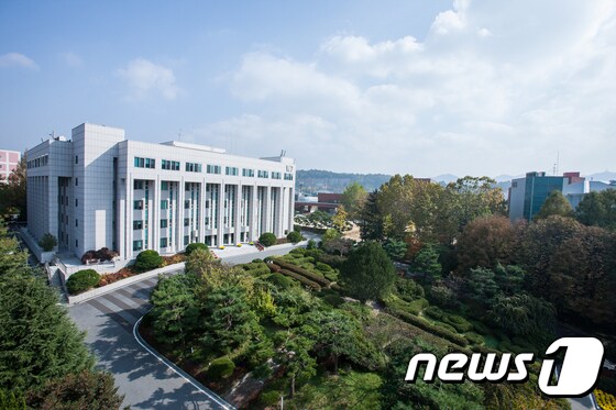우송대가 교육부 주관 2020년 4차 산업혁명 혁신선도대학에 선정됐다. 사진은 우송대 전경. © 뉴스1