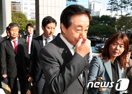 '채용청탁의혹' 2차 재판 출석한 김성태 의원