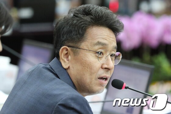 이철희 더불어민주당 의원 2019.10.11/뉴스1 © News1 공정식 기자