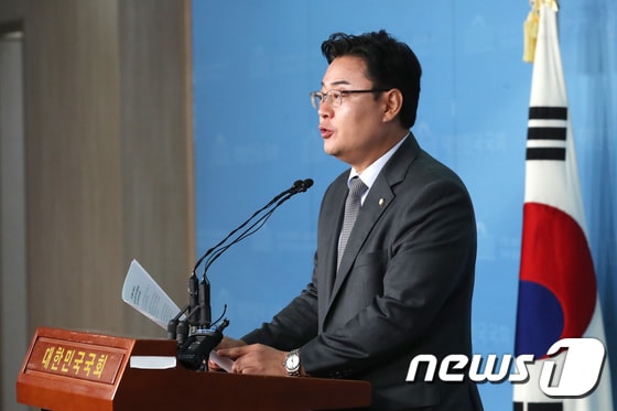 김성원 자유한국당 대변인/뉴스1 © News1 임세영 기자