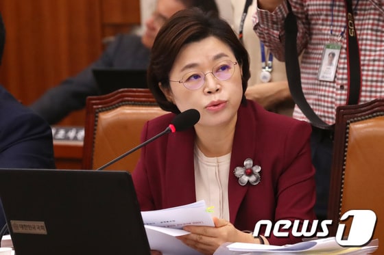 김정재 자유한국당 의원 2019.10.16/뉴스1 © News1 임세영 기자