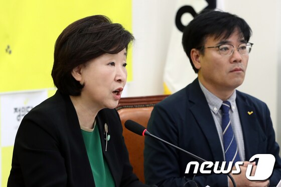 심상정 "한국당 국회법 존중하겠다는 약속해야"