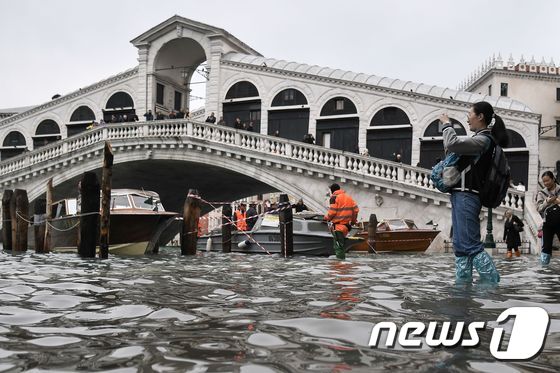 이탈리아 베네치아에 있는 리알토 다리. © AFP=뉴스1