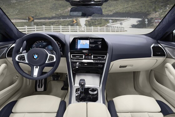 BMW 8시리즈 운전석 모습. (BMW코리아 제공)© 뉴스1