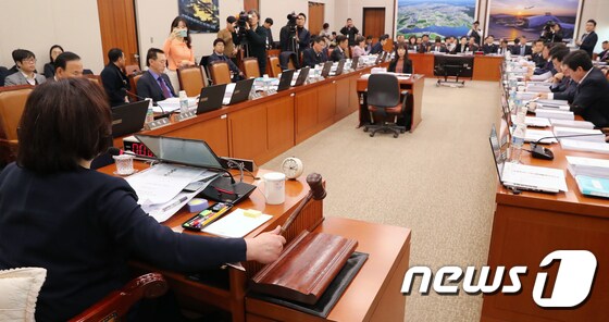 국회 국토교통위원회 전체회의 모습. © News1 이종덕 기자