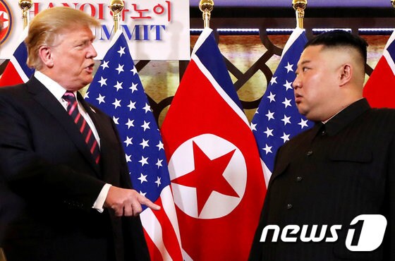 도널드 트럼프 미국 대통령(왼쪽)과 김정은 북한 국무위원장 <자료사진> © 로이터=뉴스1