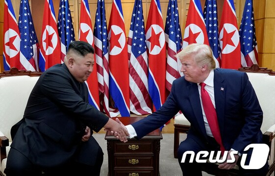 김정은 북한 국무위원장(왼쪽)과 도널드 트럼프 미국 대통령 <자료사진> © 로이터=뉴스1