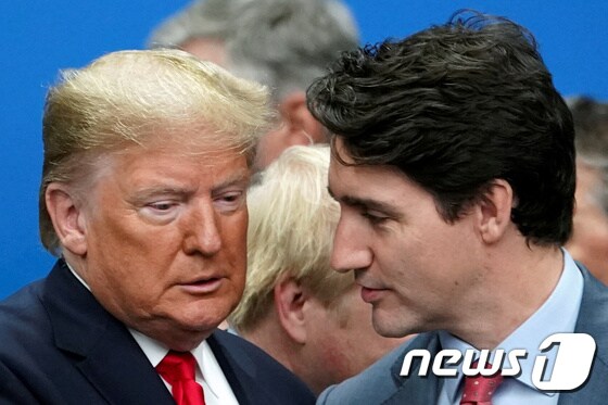 도널드 트럼프 미국 대통령(왼쪽)과 저스틴 트뤼도 캐나다 총리(오른쪽) © 로이터=뉴스1