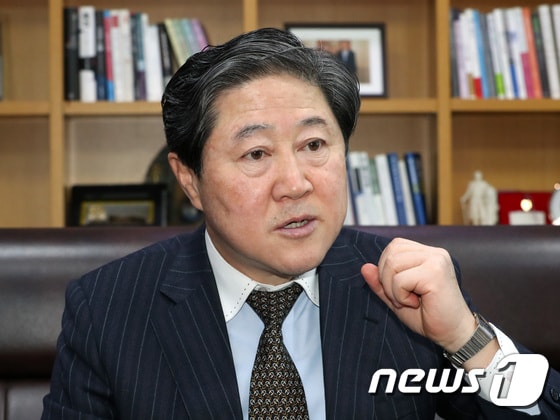 원내대표에 도전하는 유기준 자유한국당 의원. 2019.12.5/뉴스1 © News1 이종덕 기자
