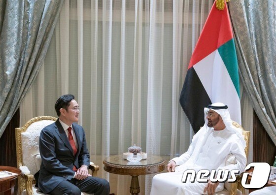 모하메드 빈 자이드 알 나흐얀(His Highness Sheikh Mohamed bin Zayed Al Nahyan) 트위터 제공. © 뉴스1