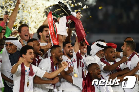2019 아시아축구연맹(AFC) 아시안컵에서 카타르가 자국 역사상 첫 우승을 차지했다. © AFP=뉴스1