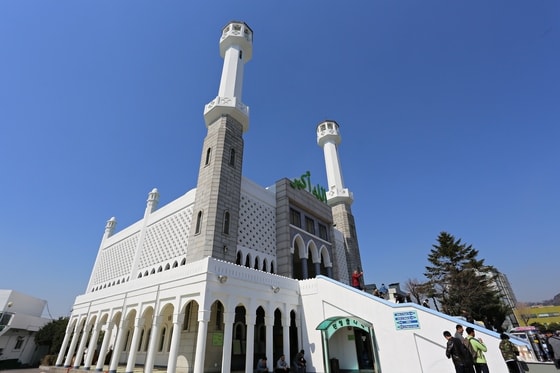 우사단길의 랜드마크인 이슬람 중앙성원