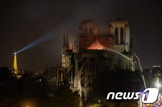 노트르담 대성당 화재 현장  © AFP=뉴스1