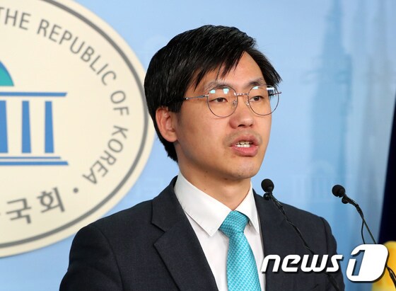 이종철 바른미래당 대변인 2019.4.16/뉴스1 © News1 이종덕 기자