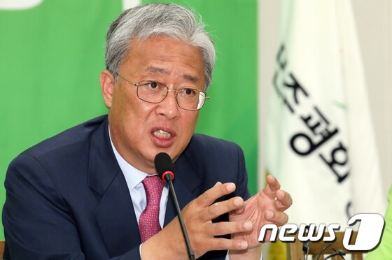 유성엽 민주평화당 신임 원내대표. © News1 김명섭 기자