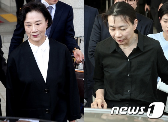 첫 재판 마친 '밀수혐의' 이명희·조현아 모녀