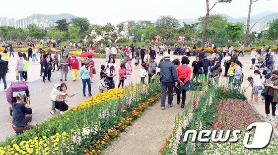 제21회 함평나비대축제.(함평군 제공) © News1 박영래 기자