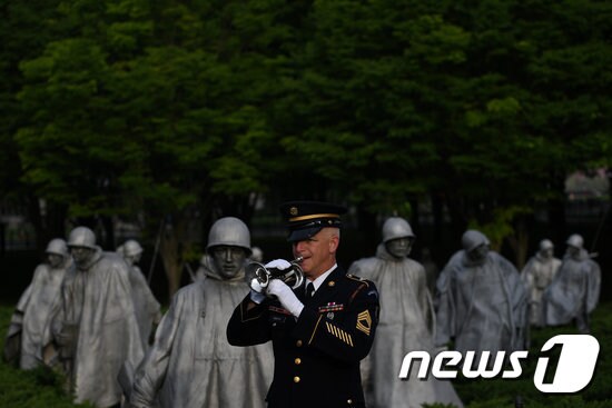 워싱턴에 있는 한국전쟁 참전용사 기념물. © 로이터=뉴스1