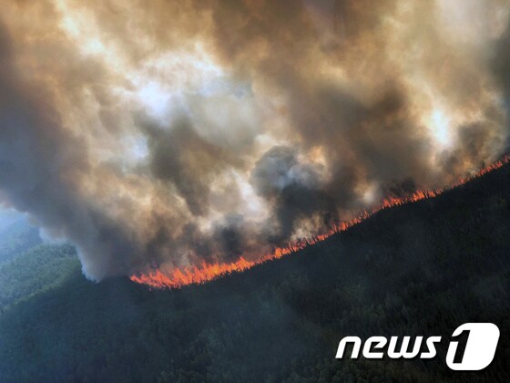 알래스카 델타 크릭 인근 타나나강 서쪽과 델타 정션의 화재 © 로이터=뉴스1