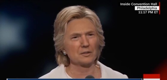 '딥페이크' 기술을 활용해 도널드 트럼프 대통령의 얼굴을 힐러리 클린턴과 합성한 영상의 한 장면.(출처 = 유튜브) © 뉴스1