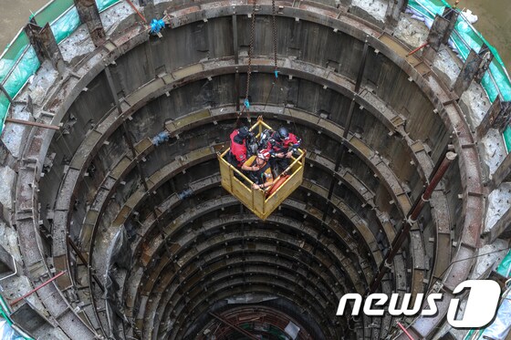 지난달 31일 작업자 3명이 숨진 목동 빗물펌프장 현장/뉴스1 © News1 성동훈 기자