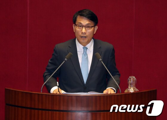 윤상현 국회 외교통일위원장(자유한국당).  © News1 이종덕 기자