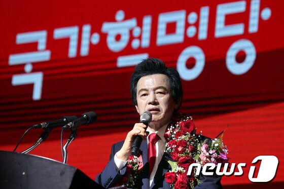 허경영 국가혁명배당금당 대표/뉴스1 © News1 황기선 기자