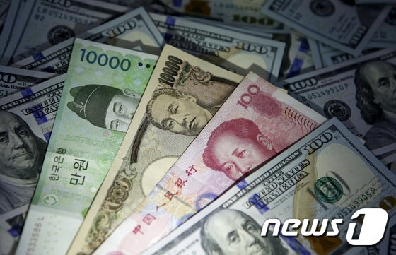 미국, 한국, 일본, 중국의 지폐/로이터=뉴스1