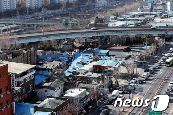 주거환경개선 및 도시 정비를 위한 공공주택사업을 추진 중인 영등포 쪽방촌 모습. © News1 박정호 기자