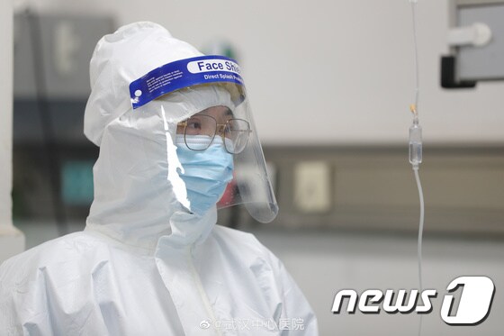 중국 우한시 의료진.(자료사진) © 로이터=뉴스1