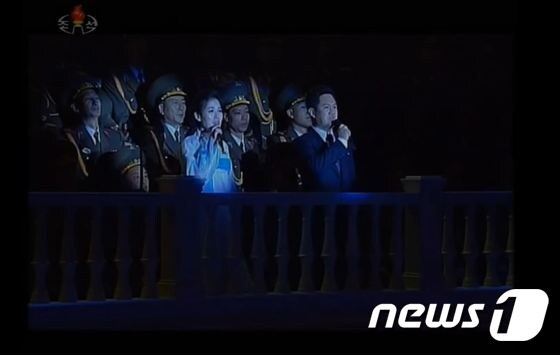 북한 조선중앙TV는 지난 25일 열린 설맞이 기념공연을 27일 녹화 중계했다.(조선중앙TV 캡처) 2020.01.27./© 뉴스1