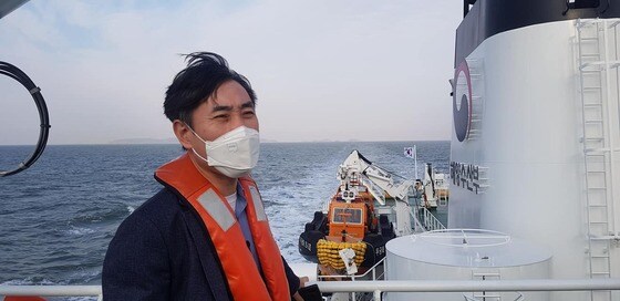 해수부 공무원 실종 현장을 방문한 하태경 국민의힘 의원. (사진=하태경 의원 페이스북) © 뉴스1