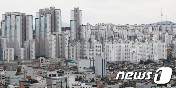 서울 시내 아파트 모습.© News1 민경석 기자