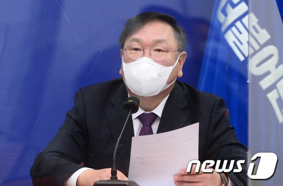 김태년 더불어민주당 원내대표.  © News1 박세연 기자
