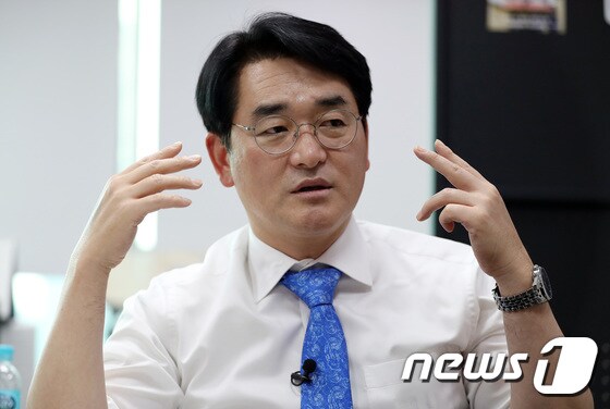박용진 더불어민주당 의원이 16일 뉴스1과 인터뷰를 하고 있다. 2020.11.16/뉴스1 © News1 박세연 기자