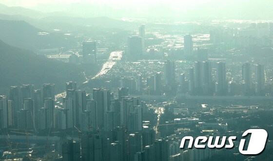  서울의 아파트 단지.© News1 이성철 기자