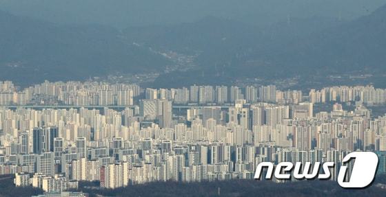 서울의 아파트 단지.© News1 이성철 기자
