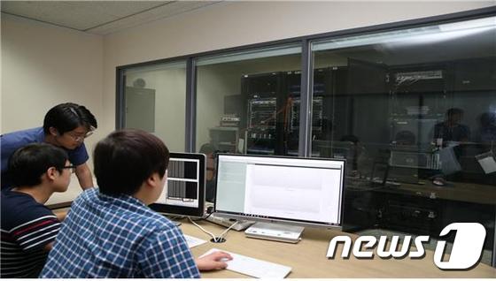 정보보호산업지원센터 고성능 시험 환경 모습 (한국인터넷진흥원 제공) © 뉴스1