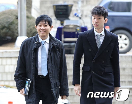 이재웅 쏘카(왼쪽) 대표와 박재욱 타다 운영사 VCNC 대표2020.2.19/뉴스1 © News1 신웅수 기자