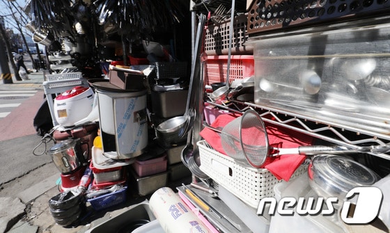 대전지역 중고물품 거래시장이 경기불황에 코로나19 사태까지 겹쳐 찬바람만 불고 있다. (사진은 기사의 특정내용과 관계없음)© News1