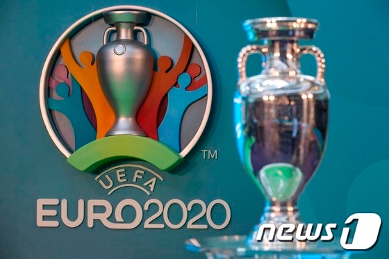 유로2020이 결국 1년 연기된다. 코로나19 여파다. © AFP=뉴스1