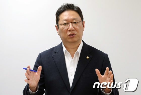 황희 더불어민주당 의원. 2020.3.9/뉴스1 © News1 박세연 기자