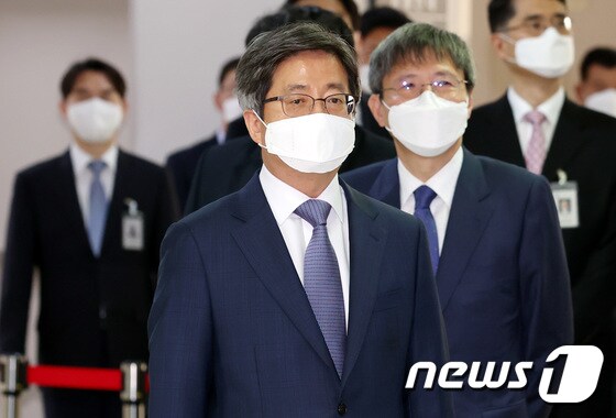 전국법관대표회의 참석하는 김명수 대법원장